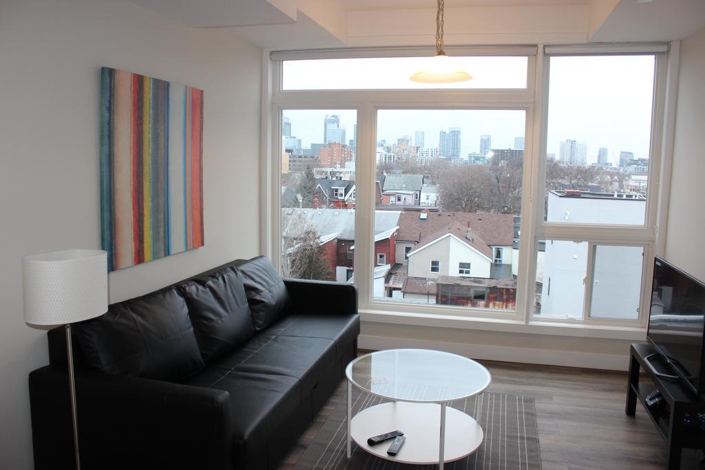 Atlas Suites- Furnished Apartments-College Street, Τορόντο Εξωτερικό φωτογραφία