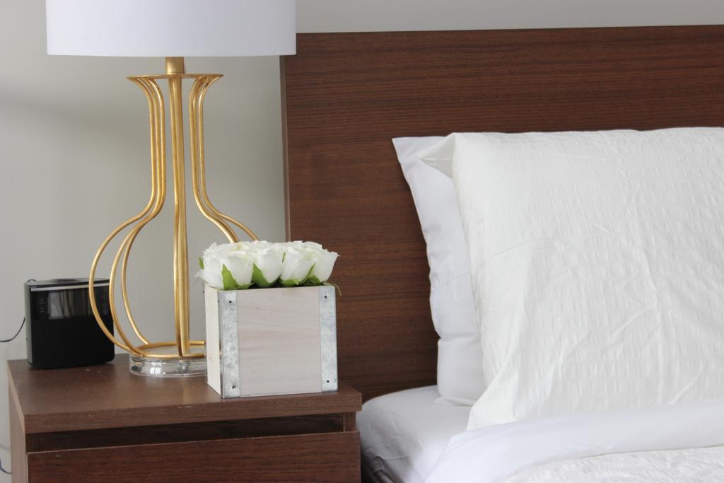 Atlas Suites- Furnished Apartments-College Street, Τορόντο Εξωτερικό φωτογραφία